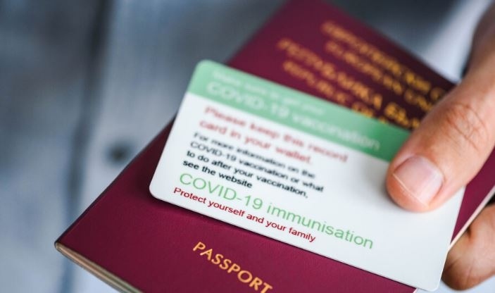 България и още 12 държави от ЕС се договориха за COVID паспортите